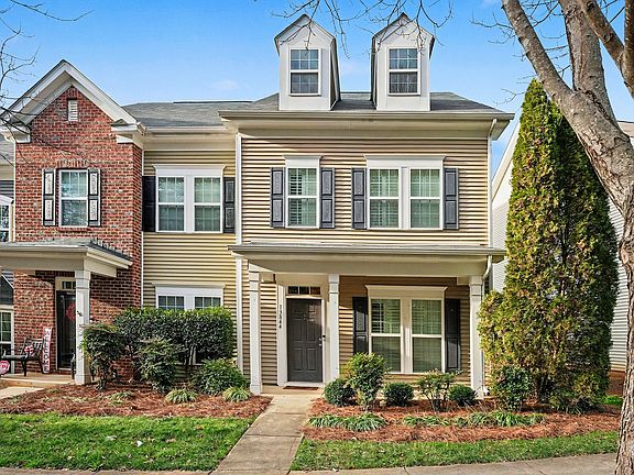 2nd image of 13844 Cypress Woods Dr