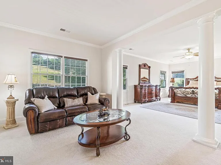 15000 Barlow Dr — Photo 25