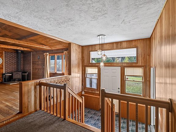 5th image of 4400 Grass Lake Rd