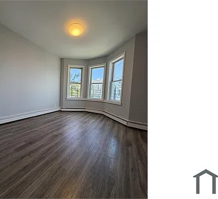 3 bed, $3,300 — Photo 2
