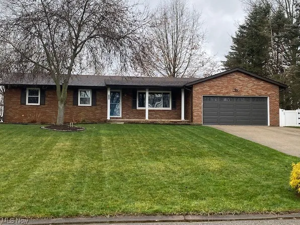 6425 Palmer Dr NW, Canton, OH 44718