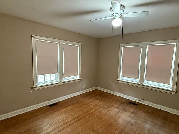 3rd image of 3408 N Western Ave