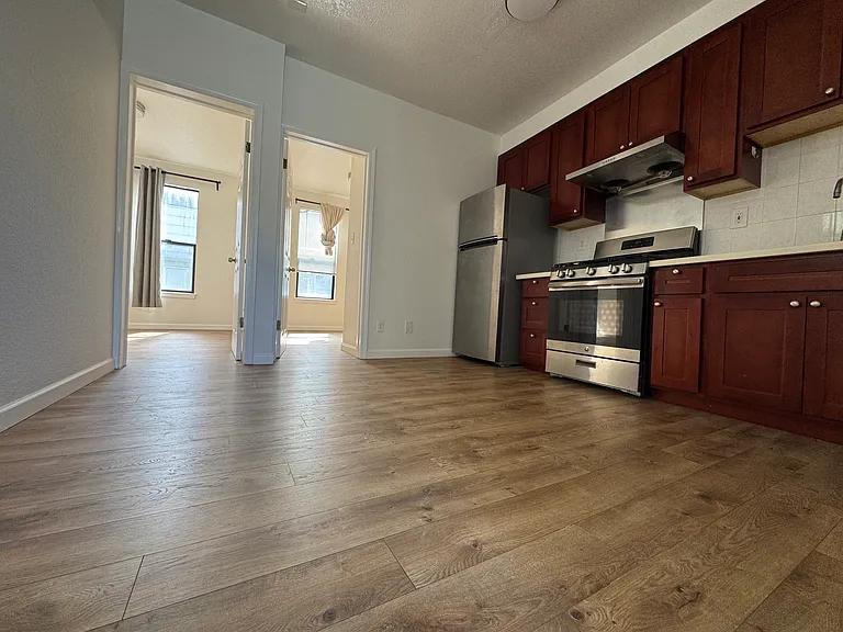 3 Sonoma St #6 — Photo 6