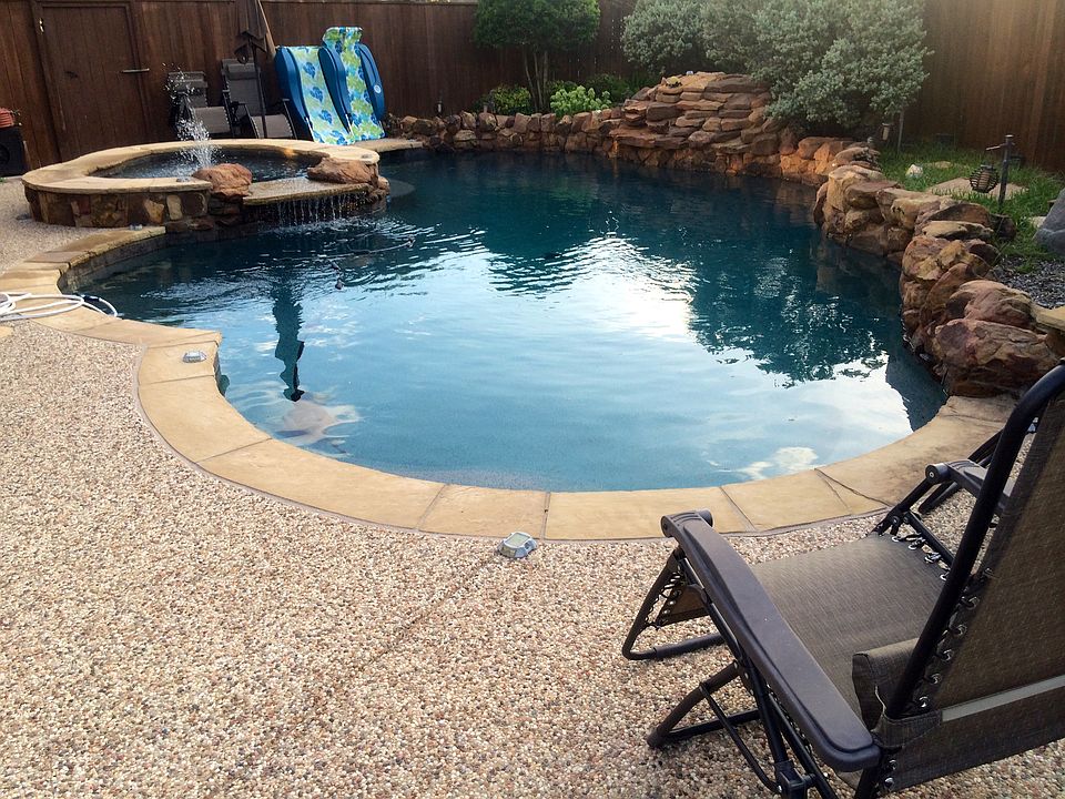 1st image of 4009 Rolling Oaks Dr