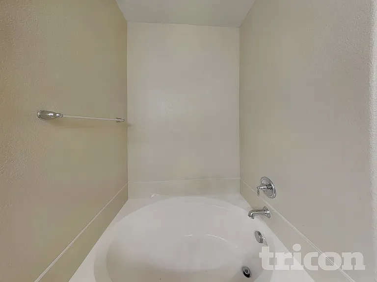 214 Bob White Dr — Photo 9