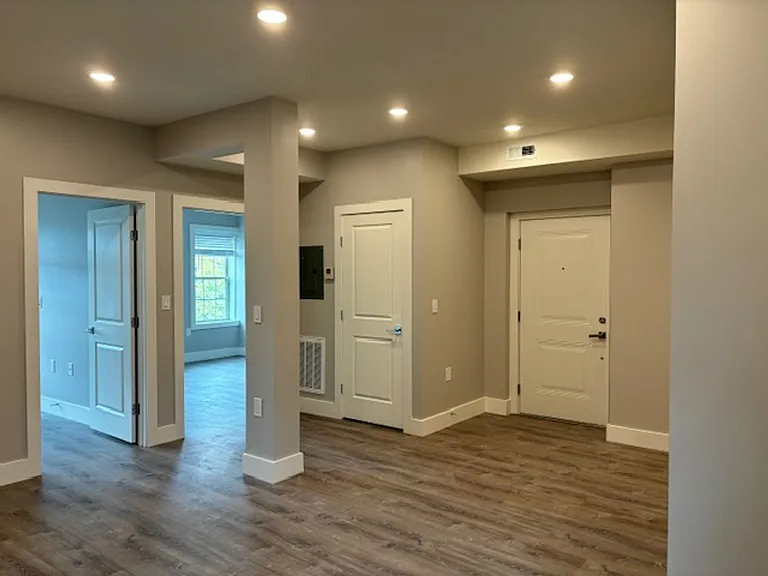 1825 Vernon St NW — Photo 6