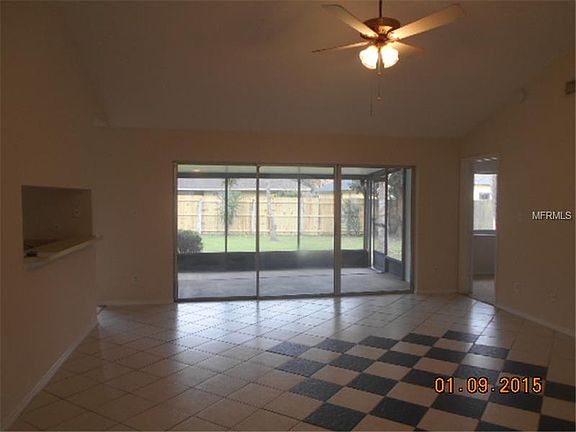 3rd image of 419 Greyford Ln