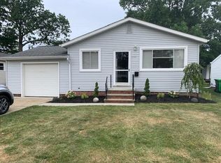 1753 Eldon Dr, Wickliffe, OH
