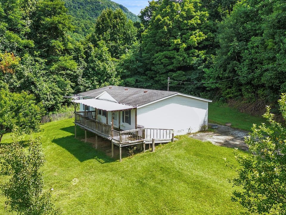 1st image of 15217 Fields Ln