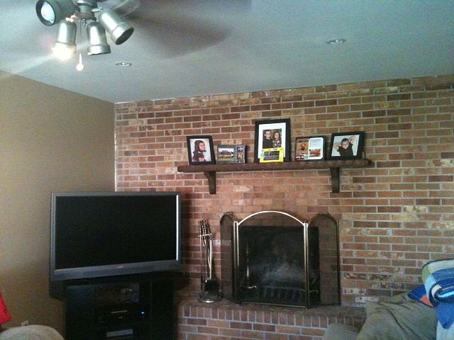 1st image of 305 E 8th St