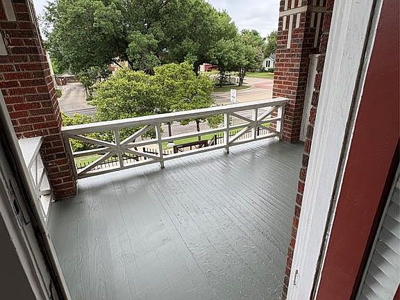 2nd image of 907 N Bishop Ave APT B