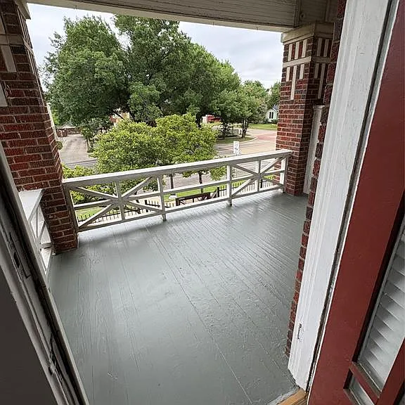 907 N Bishop Ave #B — Photo 2