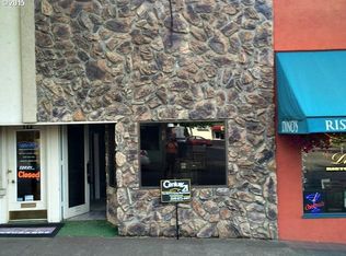 410 SE Jackson St, Roseburg, OR 97470