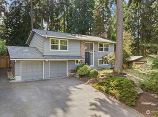 16725 NE 98th Pl, Redmond, WA