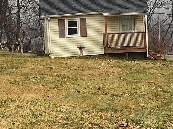 5th image of 310 Finch St