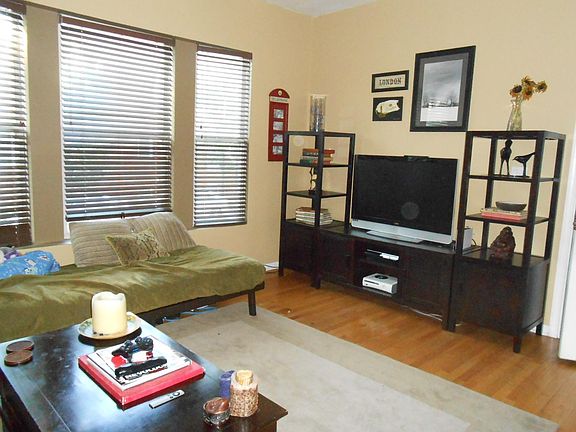 3rd image of 2009 W Cortez St #Y2