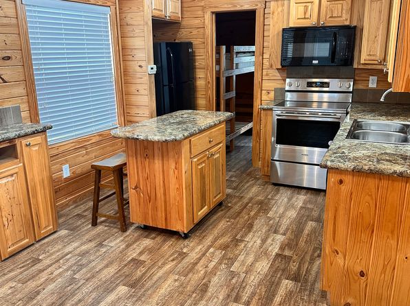 506 Axtell Castle Dr