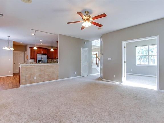 4th image of 6303 Dover Dr