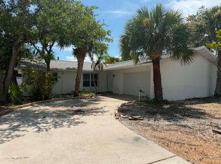 6983 S Shore Dr S, South Pasadena, FL 33707