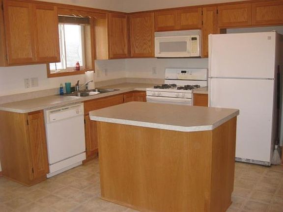 2nd image of 25644 Forest Boulevard Ln