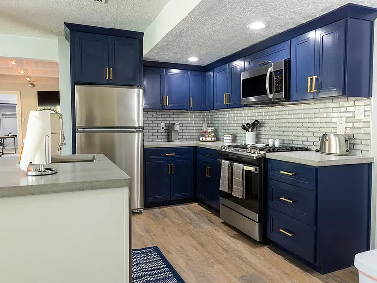 715 Branding Iron Dr SE — Photo 16