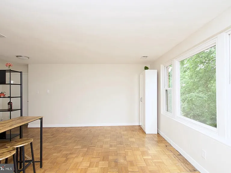 4840 Macarthur Blvd NW #504 — Photo 12