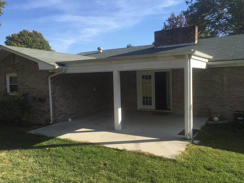 Has a great fenced in backyard and covered porch