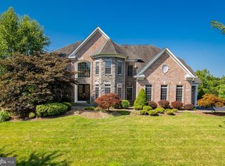 10408 Shepherds Crook Ct, Potomac, MD 20854