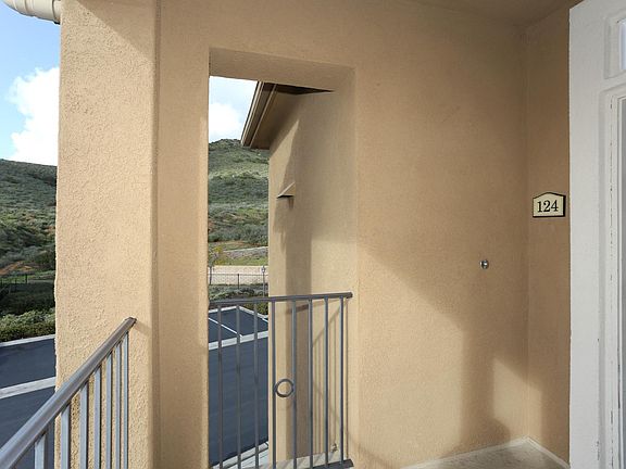 2nd image of 12652 Creekview Dr Unit 124