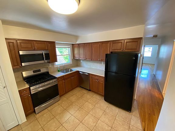 4th image of 4219 202nd St #2