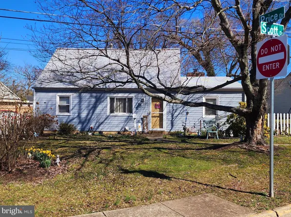 109 Price Dr, Manassas Park, VA 20111