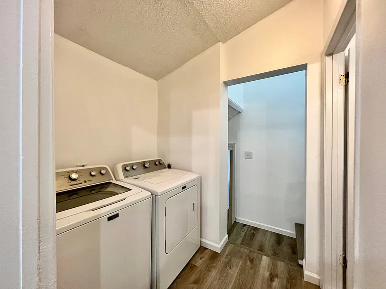 7435 Westridge Dr — Photo 9