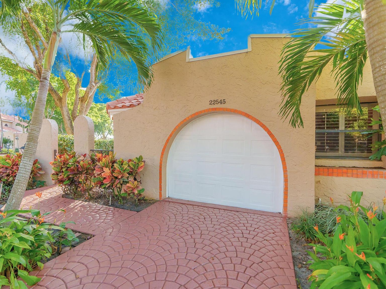 22545 Meridiana Drive