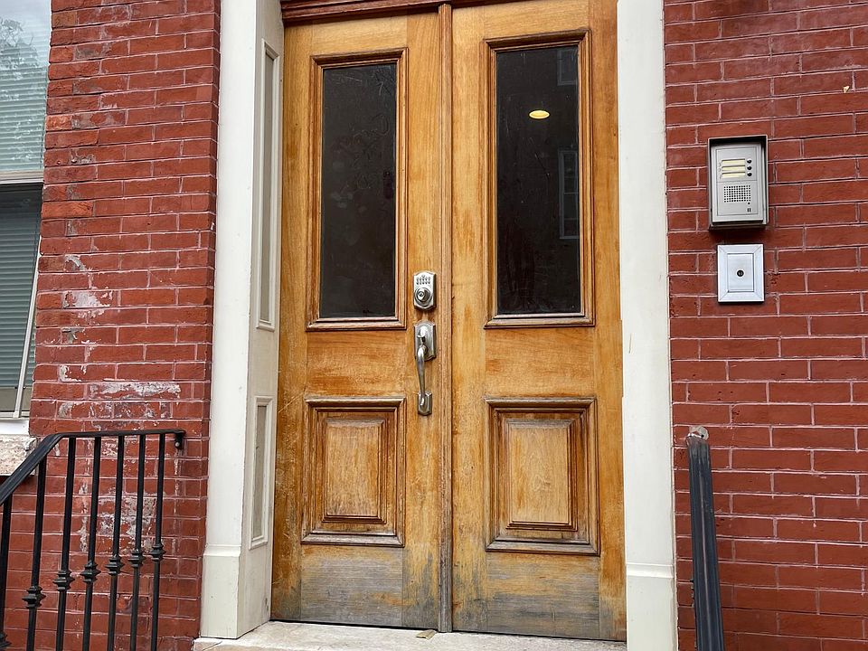 1st image of 1700 Mount Vernon St #3