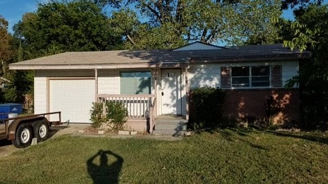 1st image of 803 S 5th St
