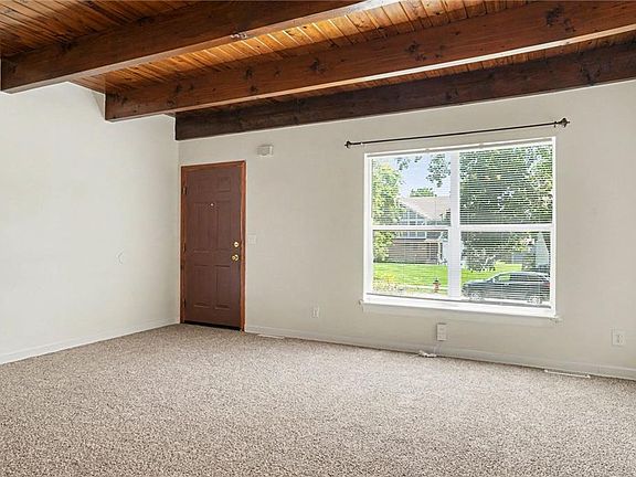 5th image of 7028 N Fisk Ct