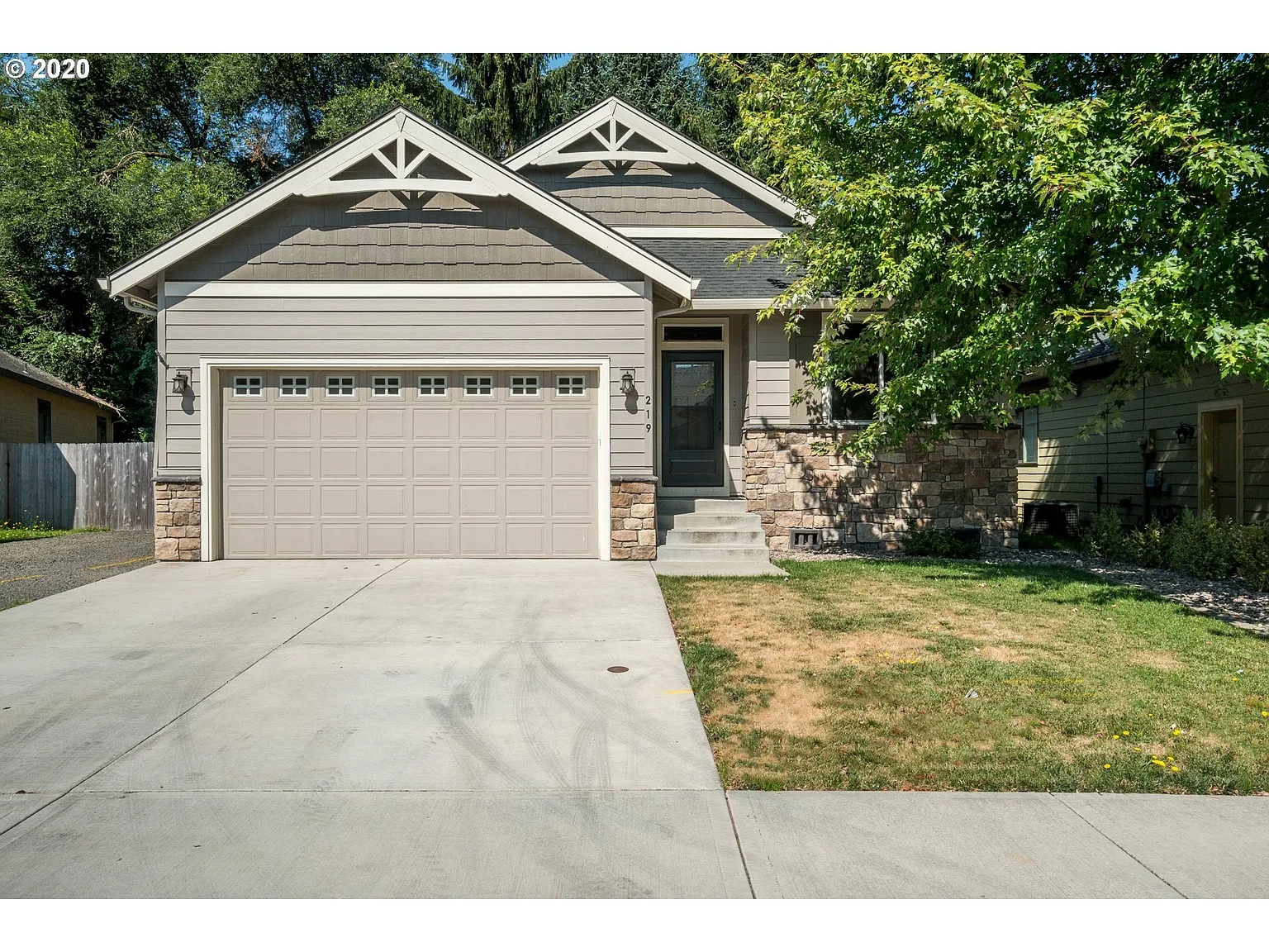 219 Misty Ln photo 1