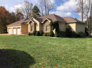 91 Ingersoll Rd, Oak Hill, WV 25901