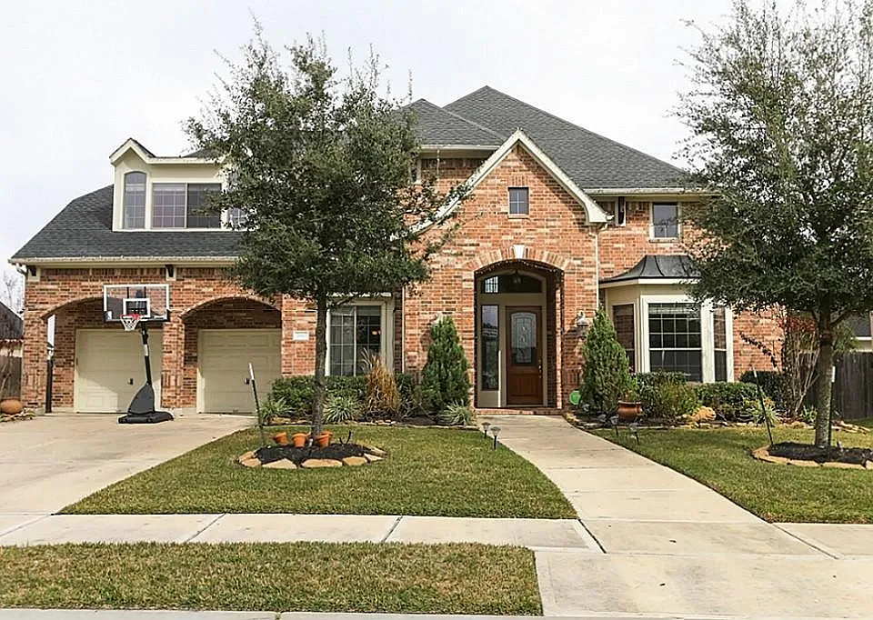 7610 Hampton Bay Ln
