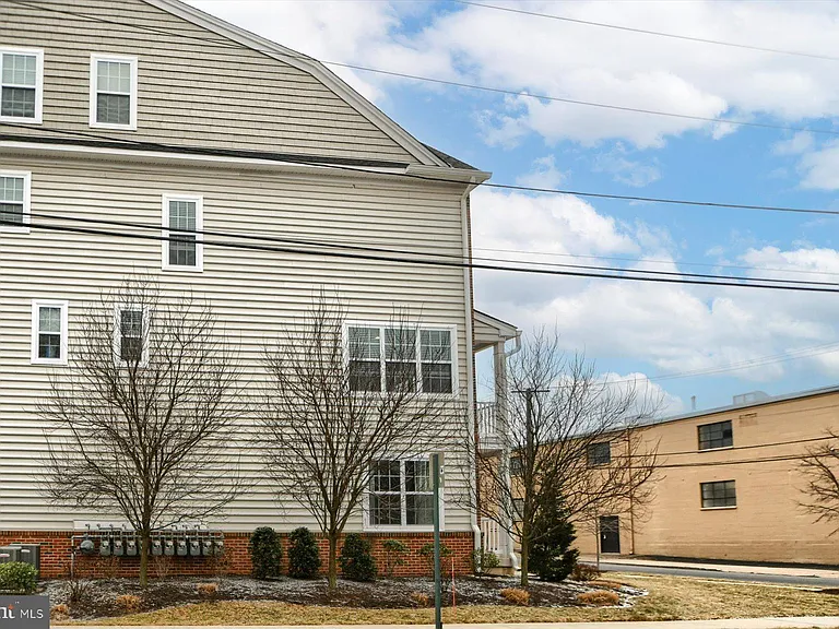 39 N Mitchell Ave — Photo 39
