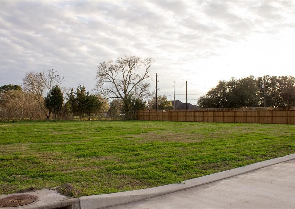 2nd image of 12127 Enclave Ct