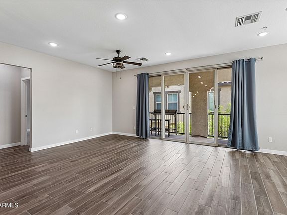 5th image of 155 N LAKEVIEW Boulevard #258