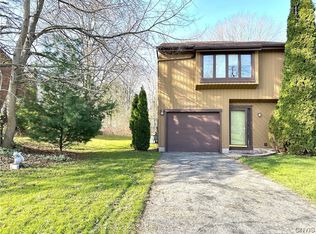 3167 Burrwood Dr, Baldwinsville, NY 13027