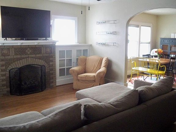 2nd image of 716 D St