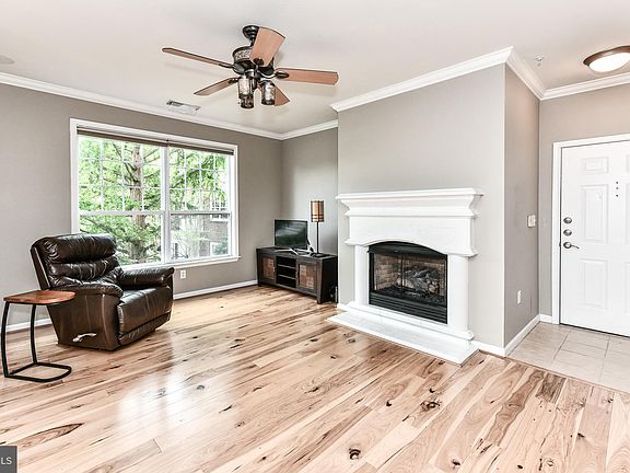 4th image of 12921 Centre Park Cir APT 205