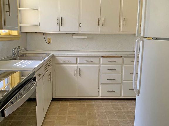 4th image of 525 S Broad St APT 2