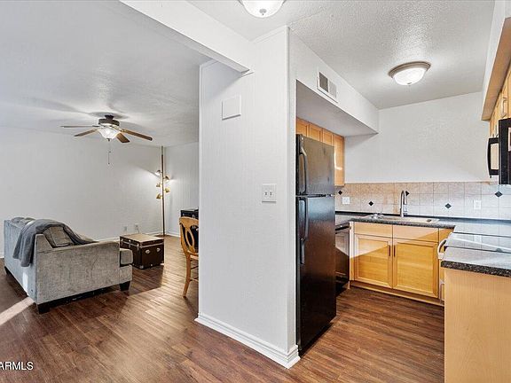 5th image of 2662 E OAKLEAF Drive