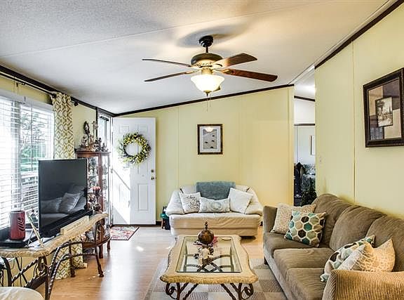 4th image of 3043 Denwood Dr