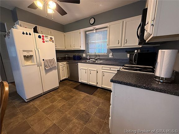 5th image of 1018 Castlewood Drive