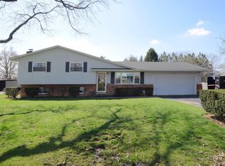 1021 Barberry Ln, Columbus, OH 43213